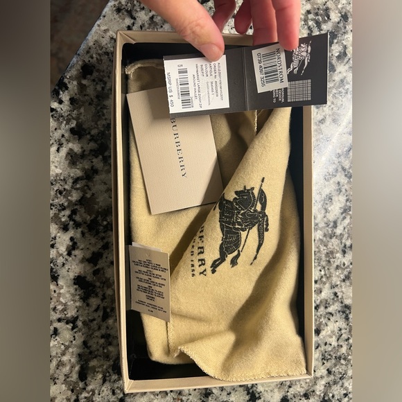 Vguc Burberry wallet - Picture 2 of 3